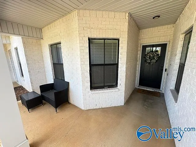 441 Ripple Lake Dr SW — Photo 3