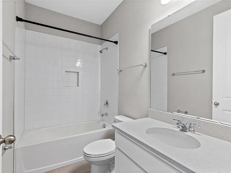 10205 Pearson Ave — Photo 18
