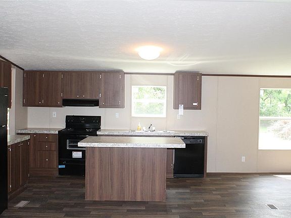3rd image of 317 County Road 453