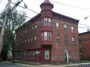 3 Madison St, Schenectady, NY 12305