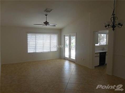 4th image of 2604 Youngdale Dr