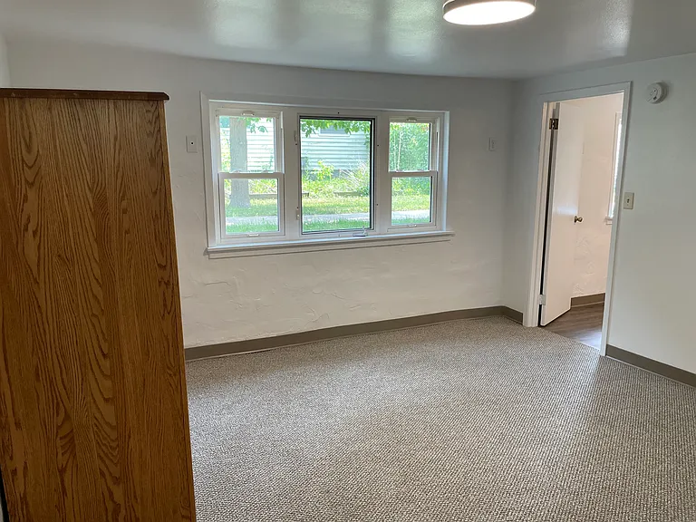 1505 Kellogg Ave — Photo 13