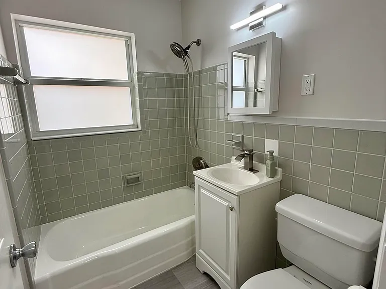 1405 N J Ter — Photo 15