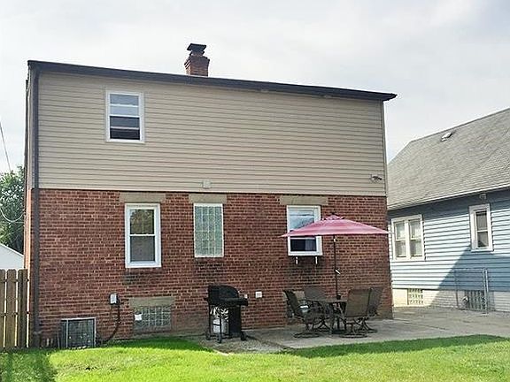 Patio & fully fenced yard!