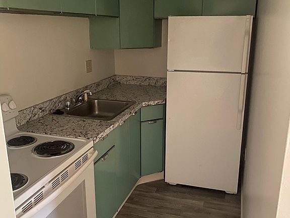 4th image of 401 Colonial Dr APT 11