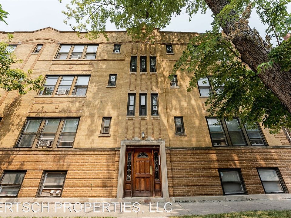 1st image of 2616 W Gunnison St APT 2