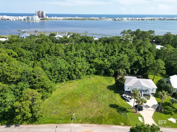 16818 Patricia Dr #27, Gulf Shores, AL 36542