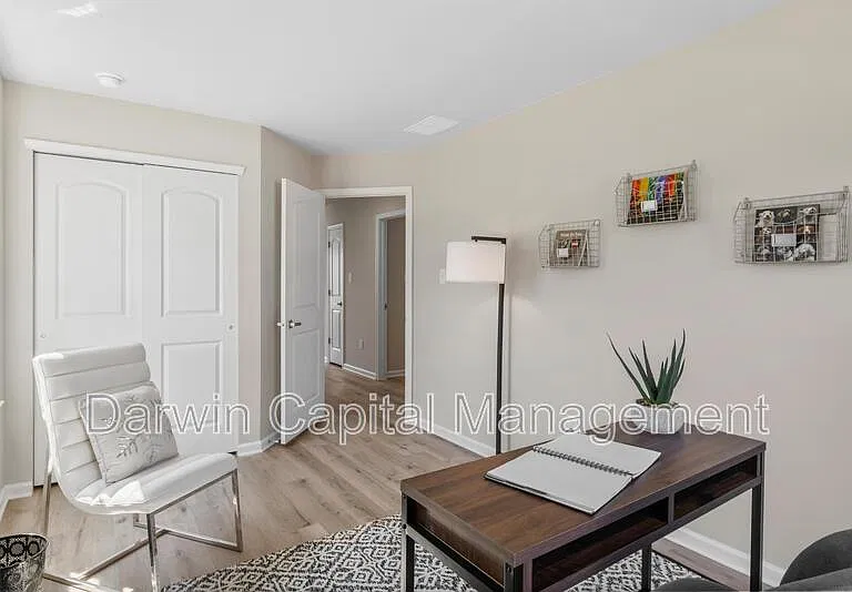 385 N Tuckahoe Rd — Photo 20