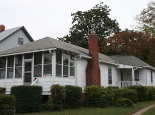 110 Maple Ave, Newport News, VA 23607