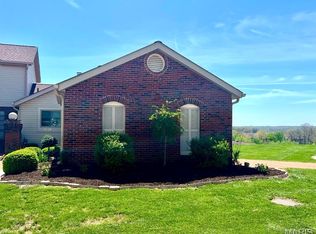 13720 Minnette Ct, Saint Louis, MO 63128