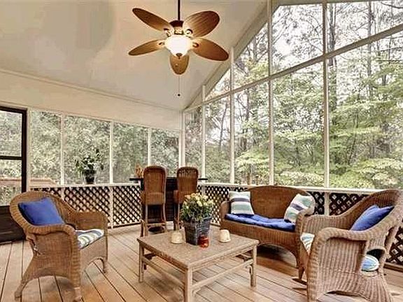 4th image of 2802 Livsey Dr