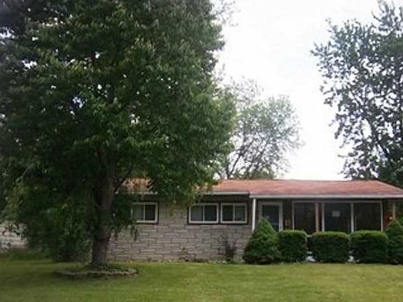2nd image of 1616 Karen St