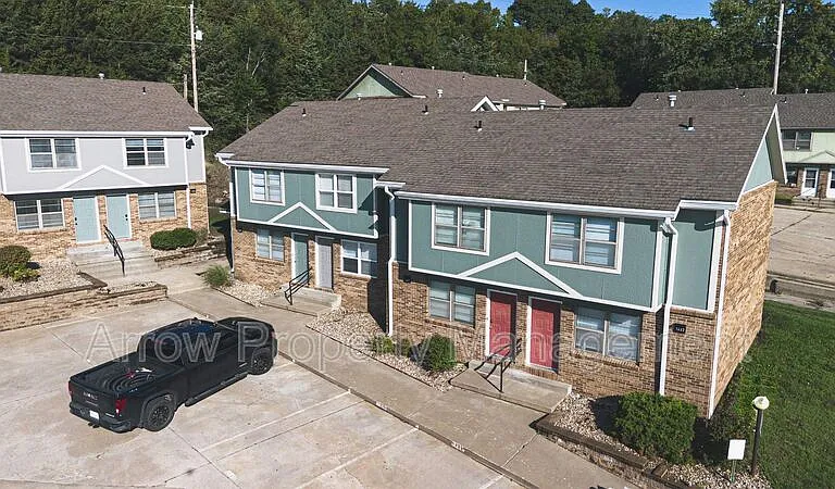 1306 S Jackson St — Photo 1