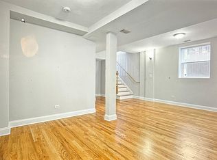 2011 W Jarvis Ave APT 1, Chicago, IL 60645
