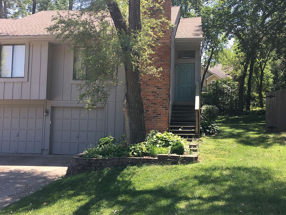 Mission duplex with two separate living spaces