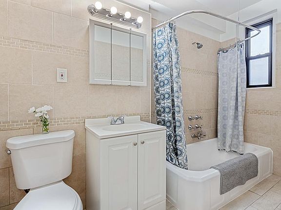 5th image of 657 E 26th St APT 4K
