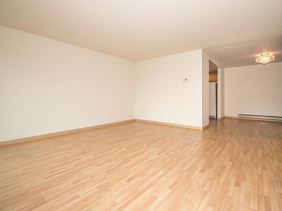 5th image of 1033 Crestview Dr APT 314