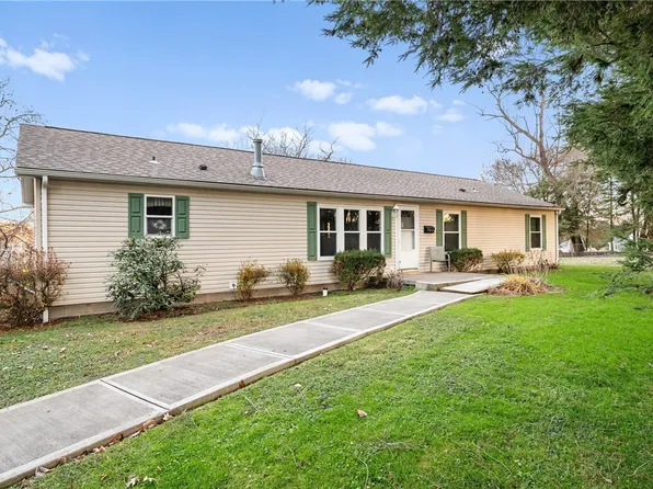 760 Earl Ave, New Kensington, PA 15068
