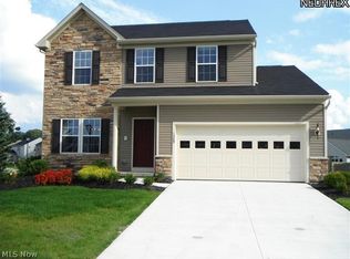 1309 Brooks Dr, Willoughby, OH 44094