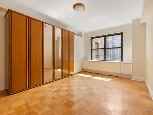 2 Tudor City Place image 6 of 8