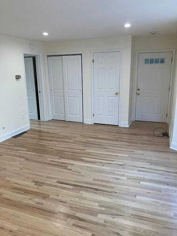 1 bed, 1.0 bath, 584 sqft, $2,350 — Photo 2