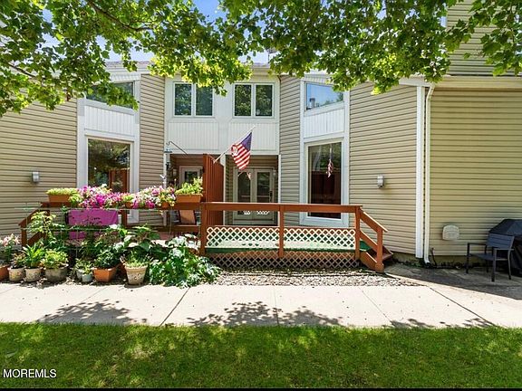 2nd image of 60 Cedar Avenue #2