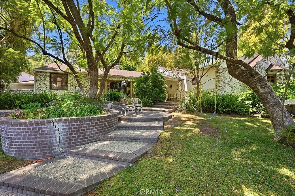 3 bed, 3071 sqft, $14,500 — Photo 2