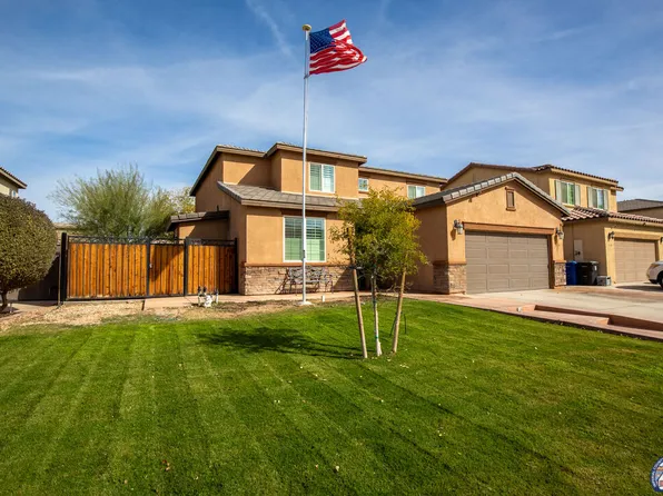 614 Las Lomas St, Imperial, CA 92251