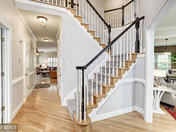 2 Story Foyer