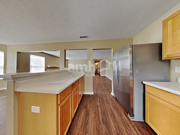 3rd image of 1349 Oak Lake Ln