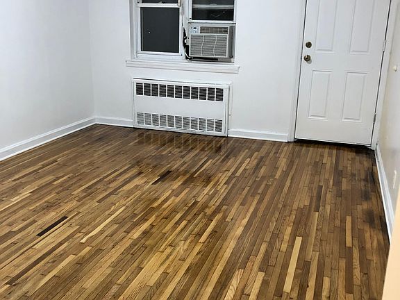 4th image of 2339 Brigham St #1