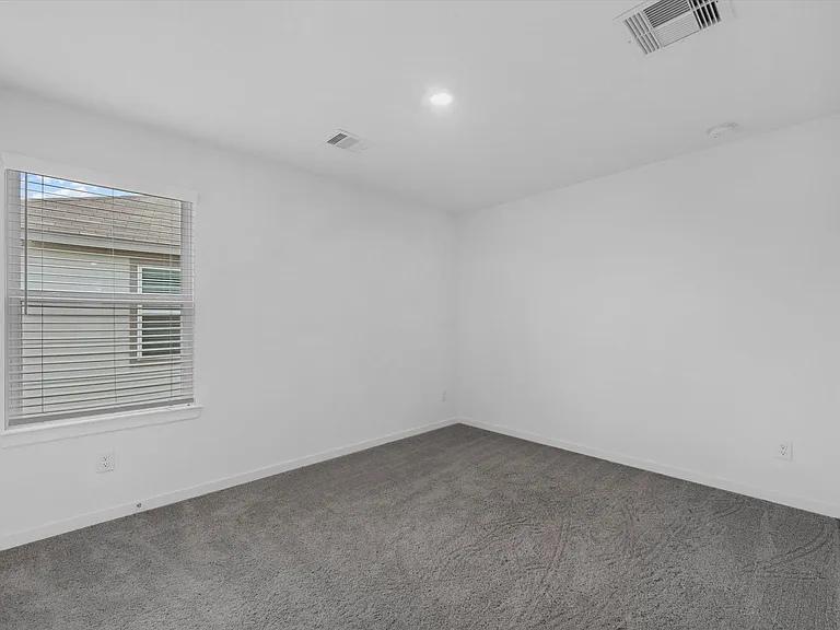3914 Windy Whisper Dr — Photo 16
