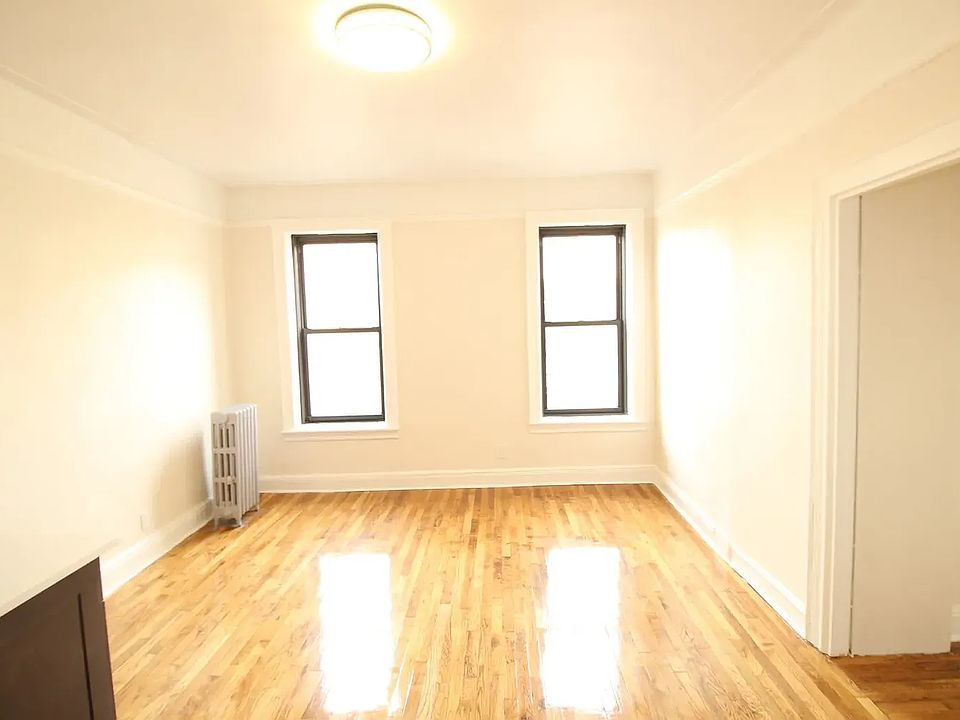 1st image of 13906 34th Rd APT D6
