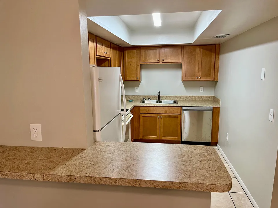 1612 Crystal Park Cir #1612