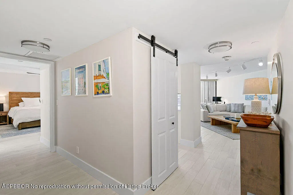 2 bed, 2.0 bath, 1340 sqft, $7,400 — Photo 2