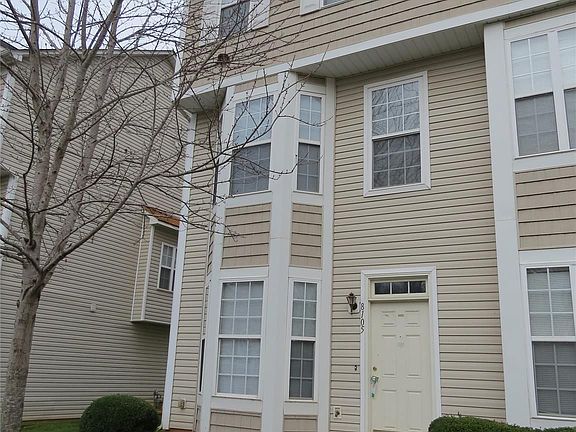 2nd image of 8105 Kings Creek Dr
