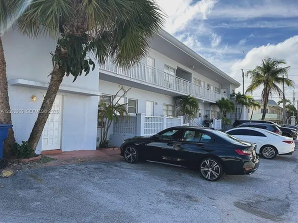 8545 Harding Ave #5, Miami Beach, FL 33141