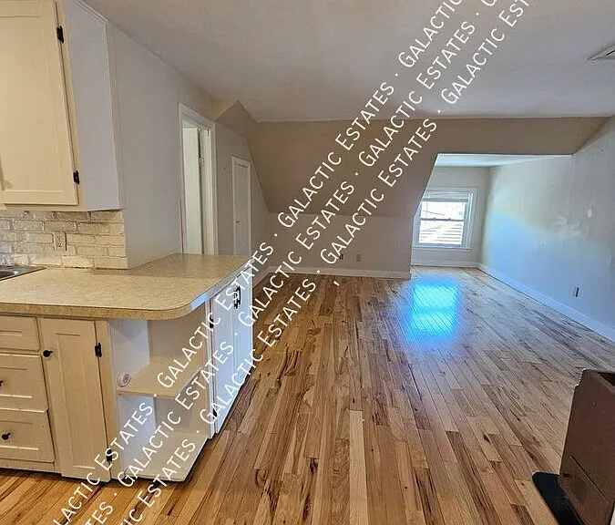 696 Hevey St #3 — Photo 4