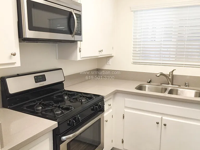 4816 W Mountain View Dr #1 — Photo 2