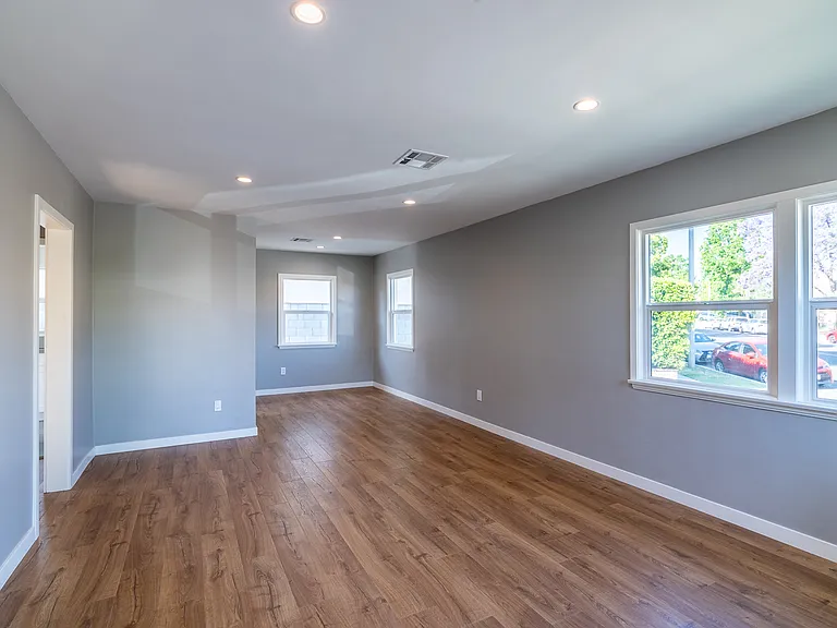 305 N Chevy Chase Dr #305 — Photo 3