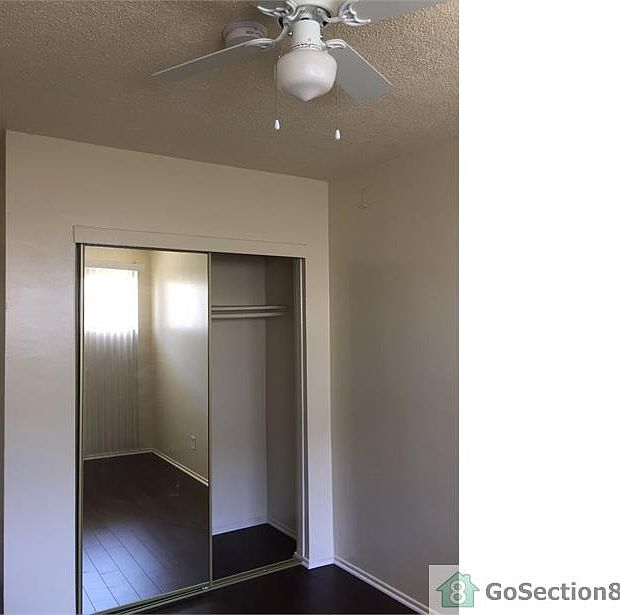 1st image of 853 Glenway Dr APT 4