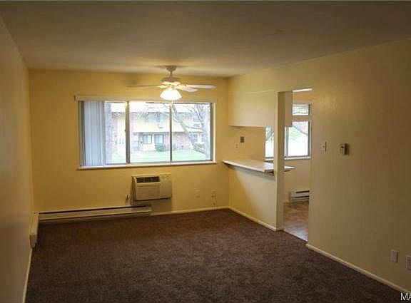 3rd image of 7403 Sieloff Dr APT E