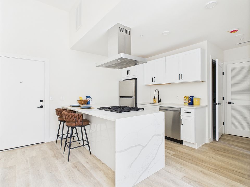 Island Kitchen