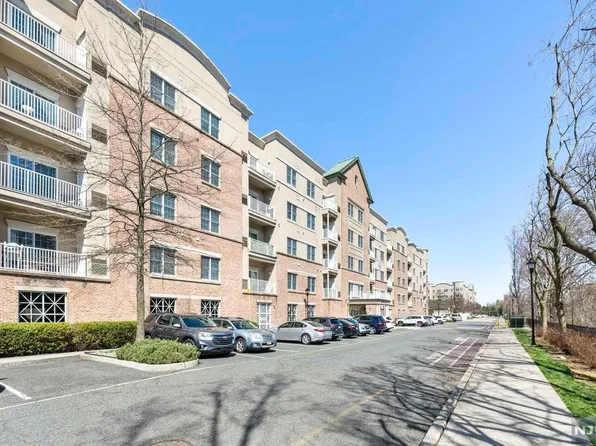 2314 Windsor Park Ct #2314, Englewood, NJ 07631
