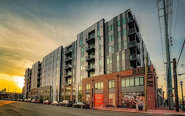 Main & Clay — Photo 31