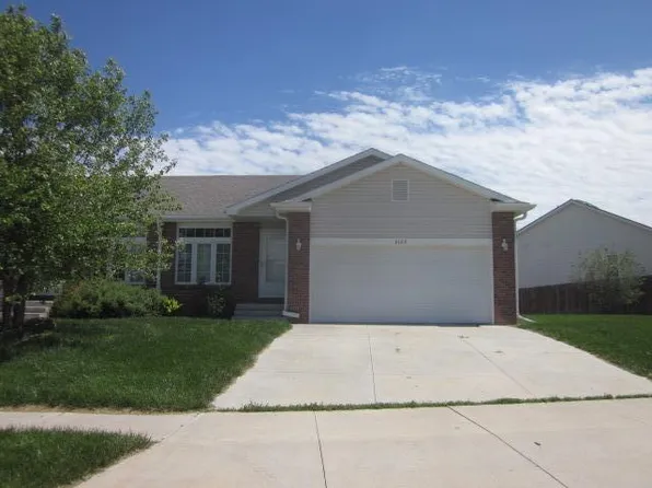 2120 SW Soukup Dr, Lincoln, NE 68522