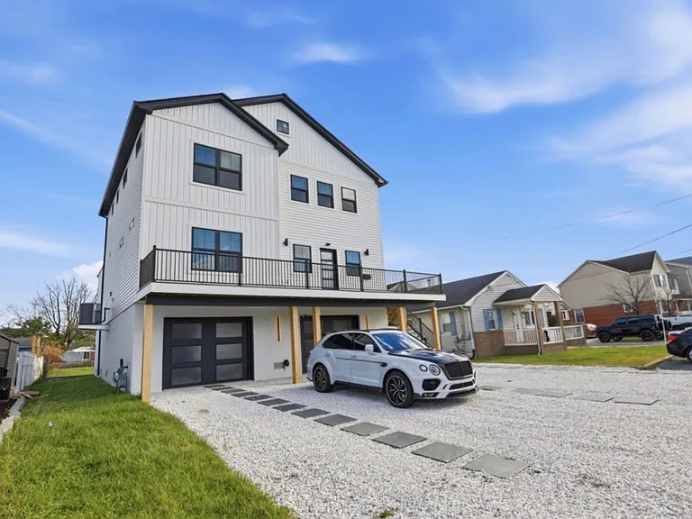 6931 River Dr — Photo 52