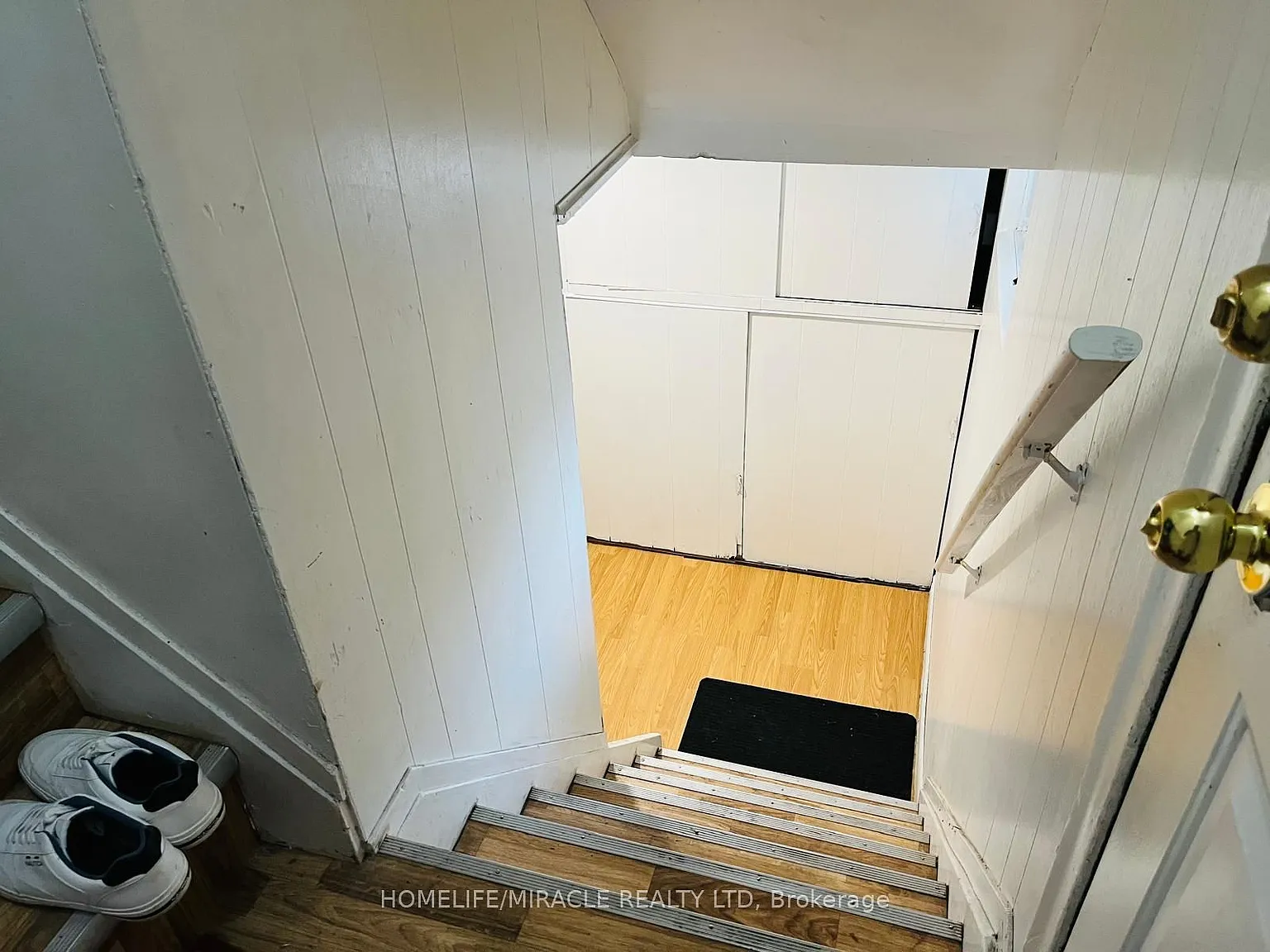 1 bed, $900 — Photo 3