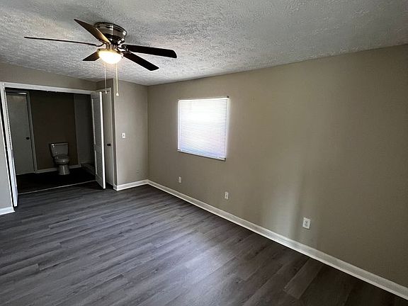 5th image of 2425 Dolphin Ave #A