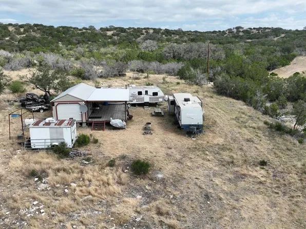 2 Sd #45682, Rocksprings, TX 78880